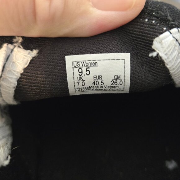 Vans Slip-On Checkerboard Red Rose Print Black White Skate 721356 US Size 9.5 - Picture 8 of 8